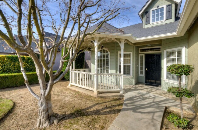 Building Photo - 139 Athens Ave