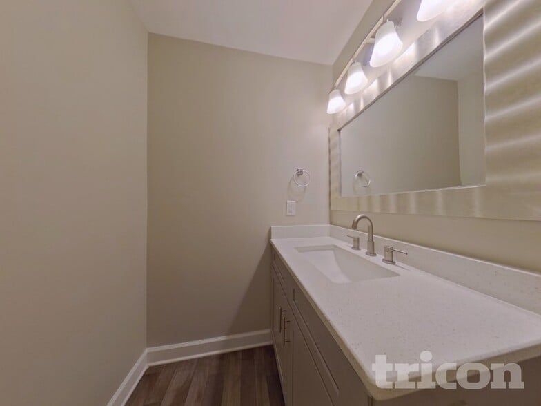 Building Photo - 89 Delane Dr