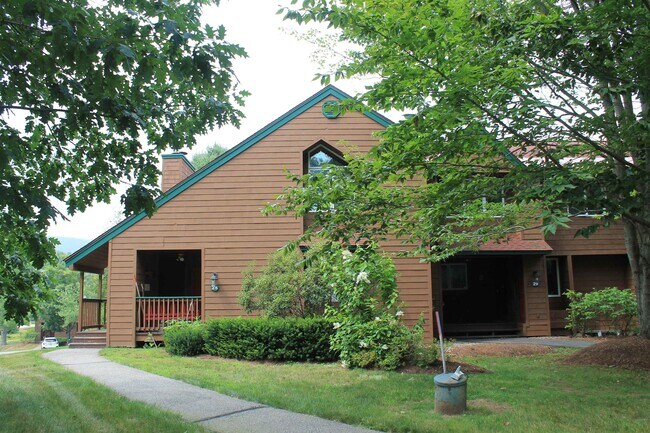 Building Photo - 23 Ridge Dr