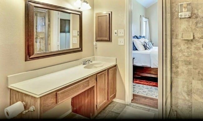 Building Photo - 209 Piccadilly Cir