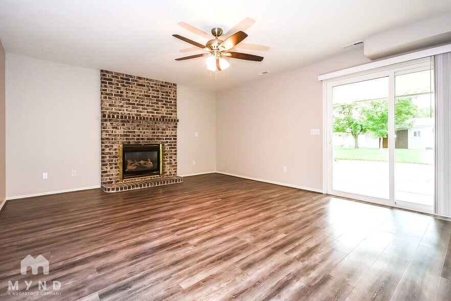 Building Photo - 5353 S 3400 W