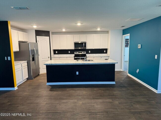 Building Photo - 5716 Bluetick Ct