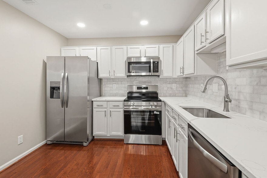 Building Photo - 11180 Rienzi Pl