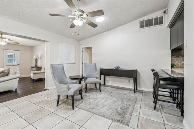 Building Photo - 4161 Rolling Springs Dr