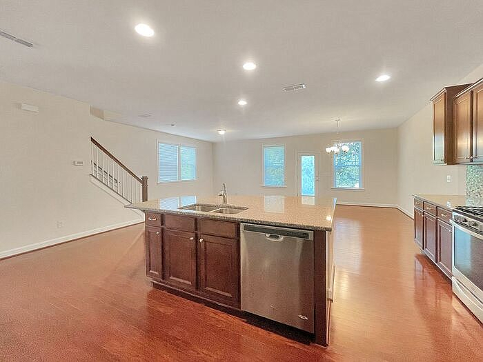 Building Photo - Room in Townhome on Pecan Ridge Way