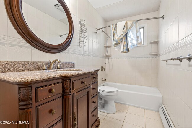 Building Photo - 150 Cloverdale Cir