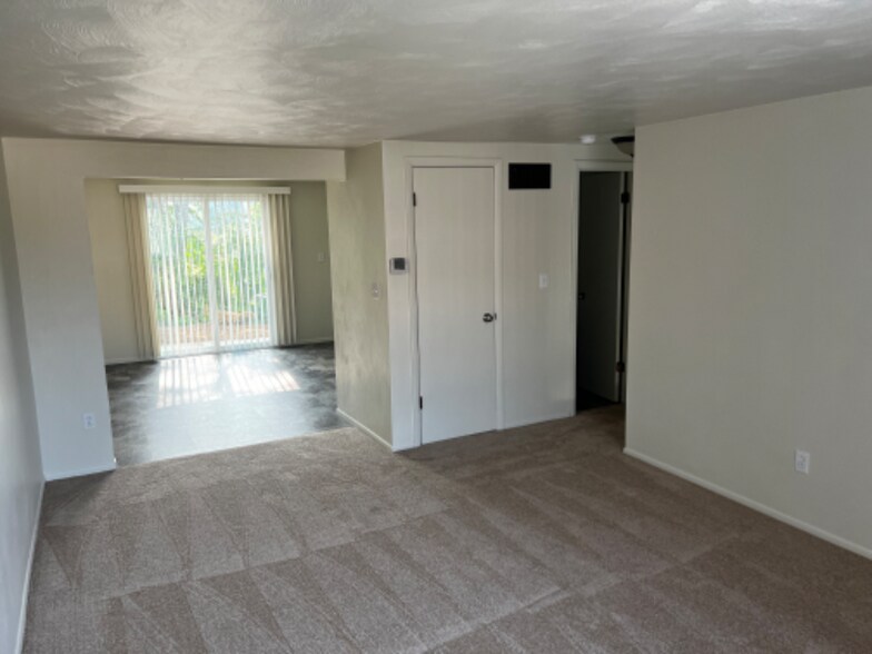 Primary Photo - 59 Soltis Drive