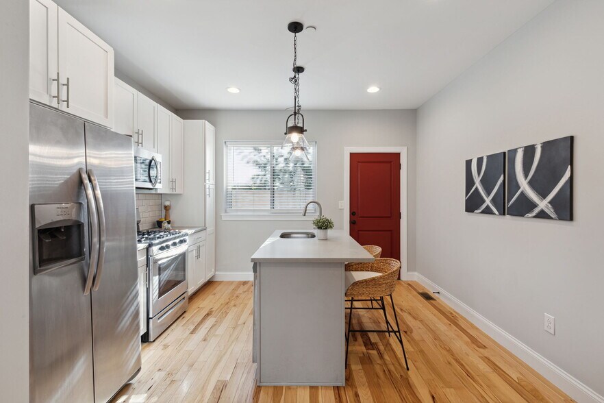 Building Photo - 1325 S Dover St