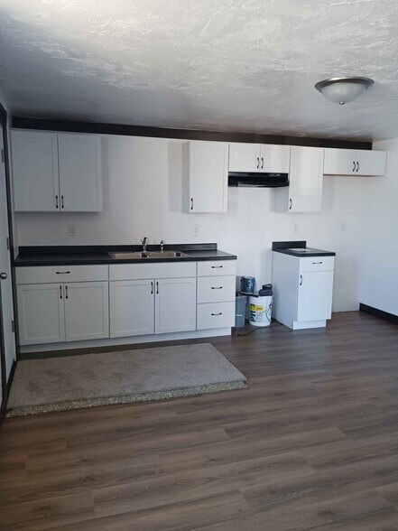 Building Photo - 1260 Day St