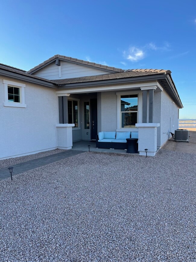 Building Photo - 10713 W Appaloosa TR