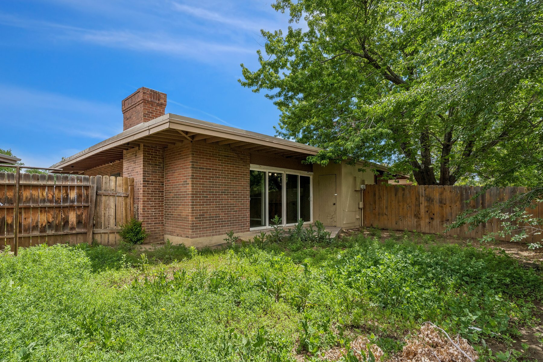Building Photo - 342 Fairway S