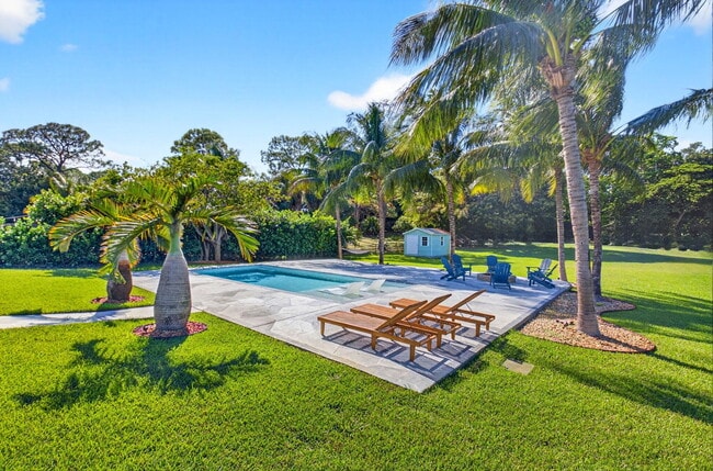 Building Photo - 6701 Hillside Ln