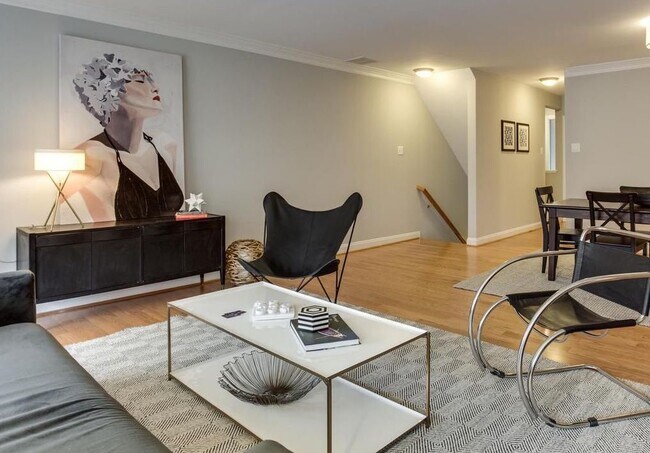 Living Room #2 - 1400 East Capitol St NE