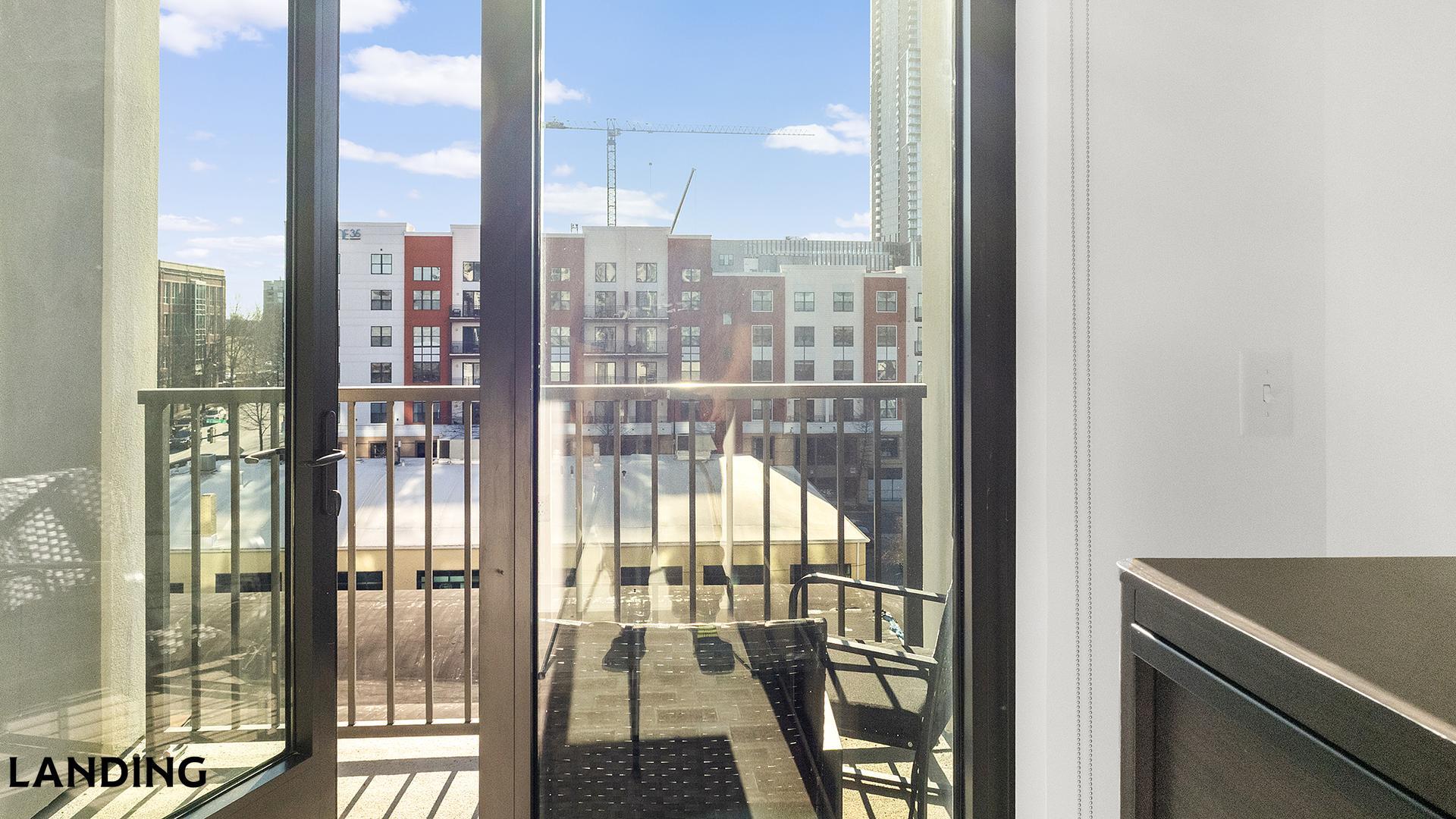 Building Photo - 1007 S Mint St