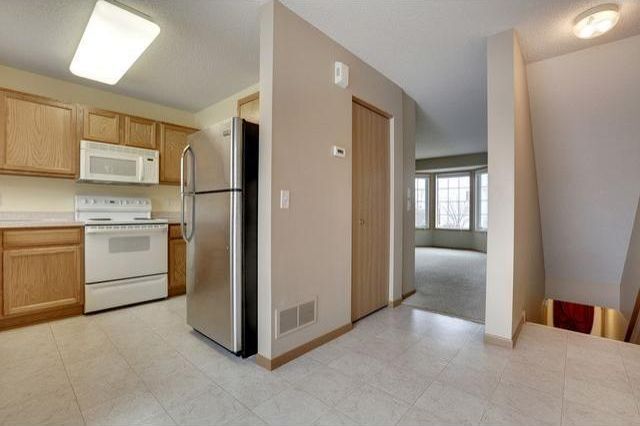 Building Photo - 7746 Arboretum Village Cir