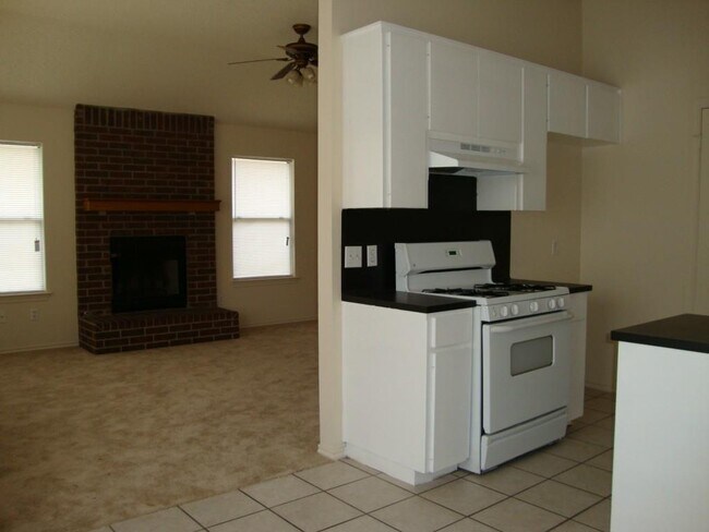 Building Photo - 1007 Black Locust Drive West