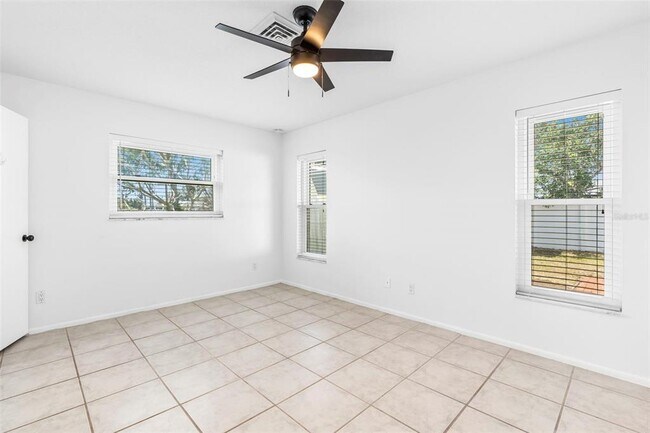 Building Photo - 269 Algiers Dr