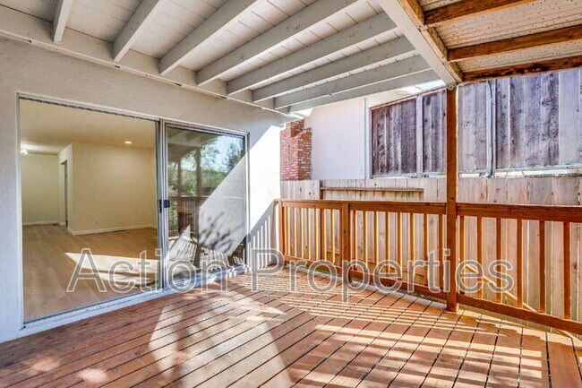 Building Photo - 3322 Shasta Dr