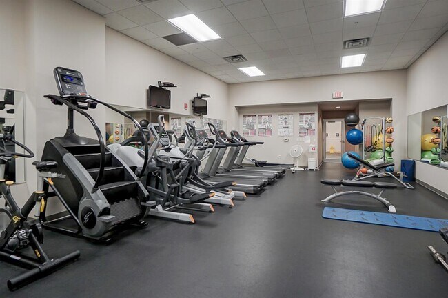 Building Photo - 309 W Washington Ave