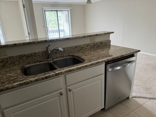 Building Photo - 1 Bed 1 Bath Apartment Northwest Columbus