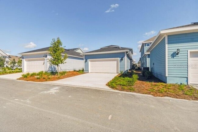 Building Photo - 3024 Mirage Pl