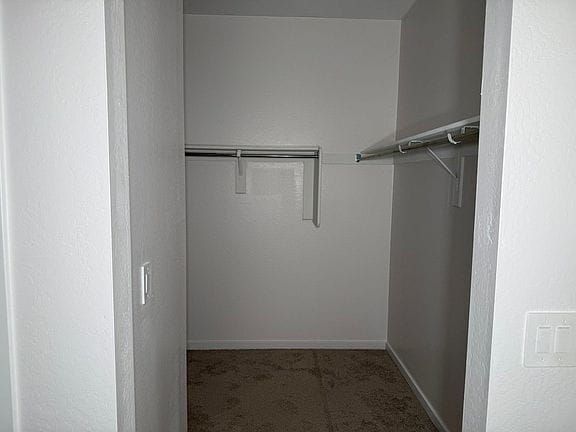 Building Photo - Move in today and enjoy