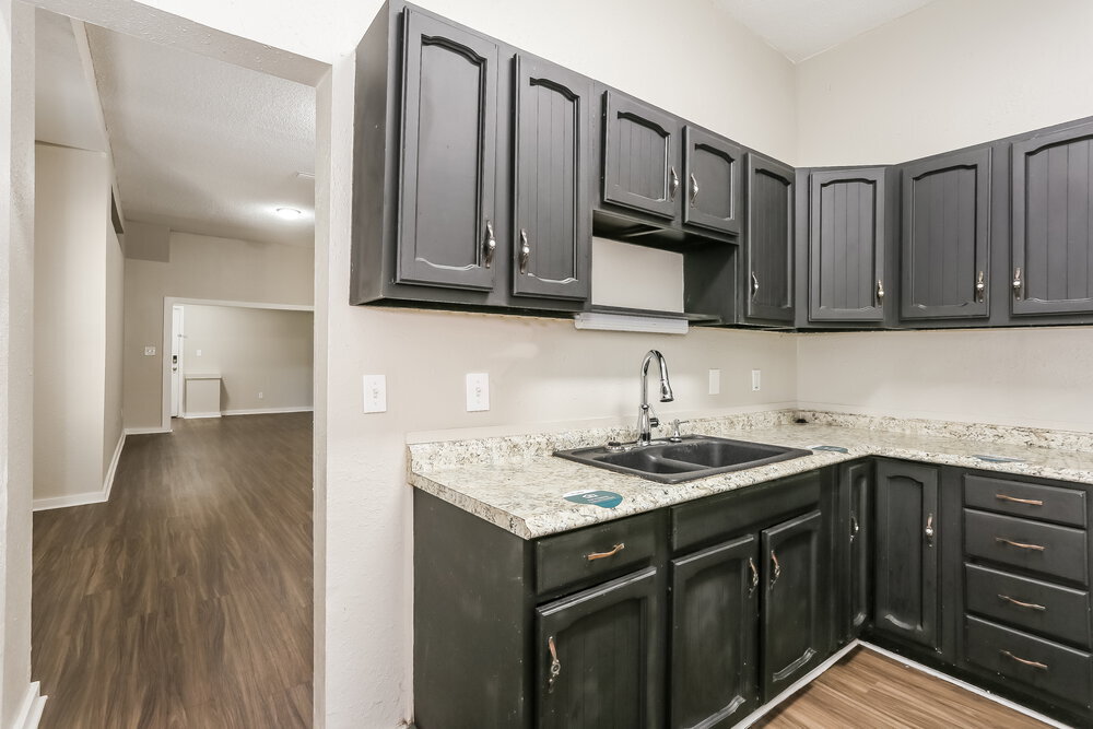 Building Photo - 2839 Spring Park Rd