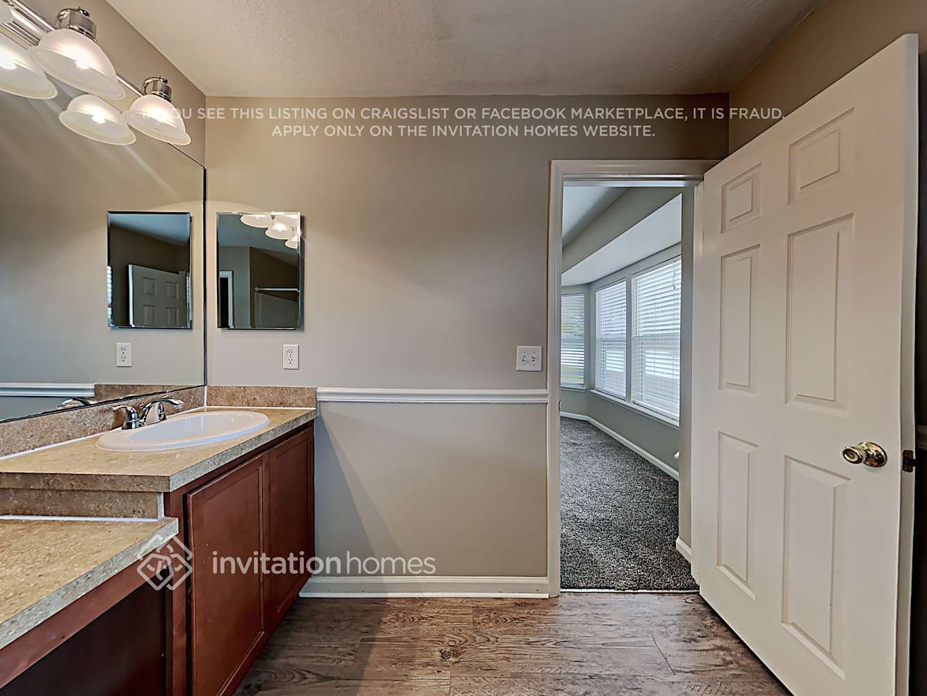 Building Photo - 12563 Pine Marsh Way