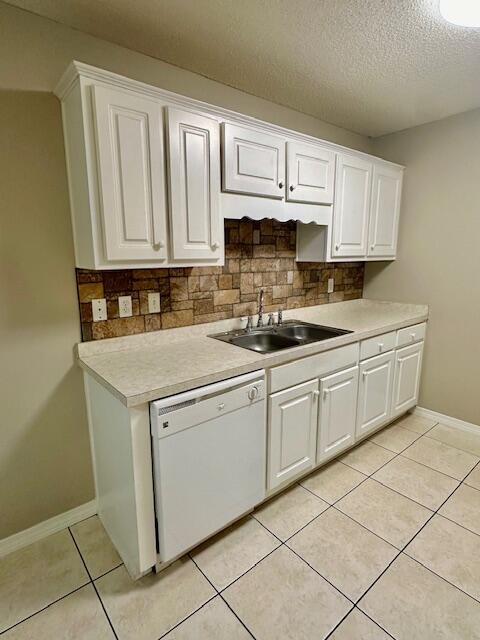 Building Photo - 29 E Ln Dr