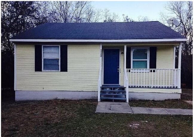 Primary Photo - 3955 Fairmont Ave