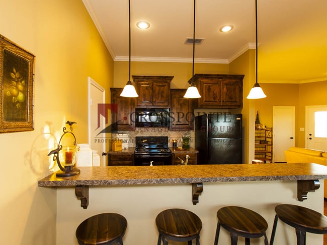 Building Photo - Coming Soon! Stunning 3 bed, 2 bath, 1 car garage located in West Tyler!!