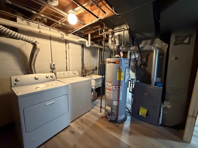 Building Photo - 11401 W 78th Ct