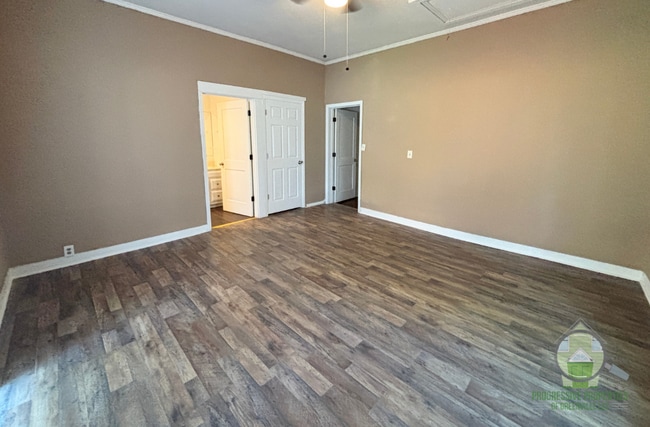 Building Photo - 43 Seyle St