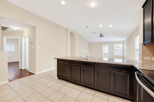 Building Photo - 3714 Glover Meadows Ln