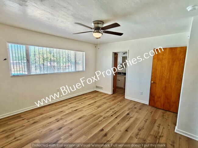 Building Photo - 5755 E 6th St