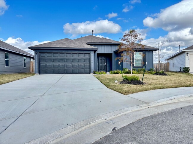 Primary Photo - BRAND NEW HOME IN NAVARRO ISD-ALL APPLIANC...