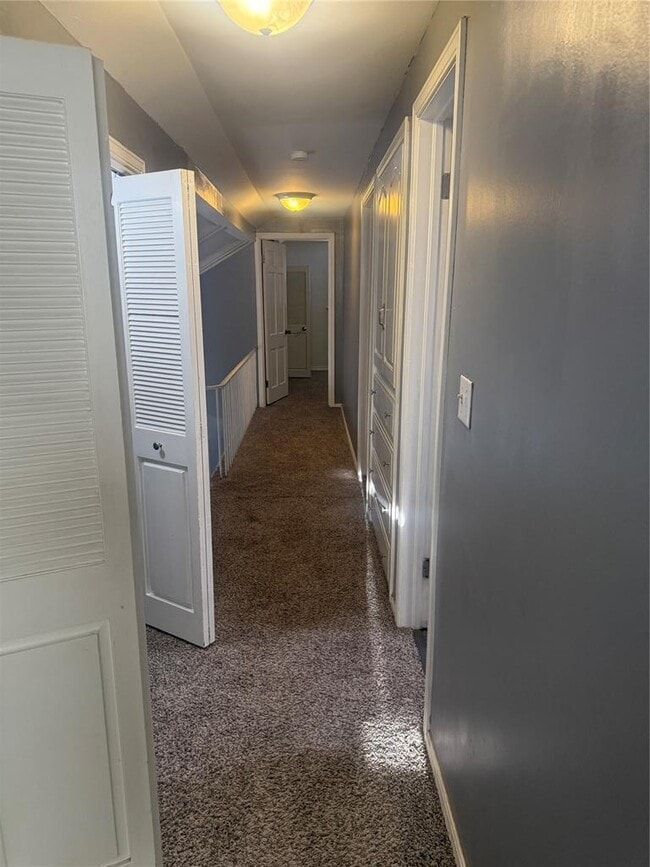 Building Photo - 2248 Laneway Dr