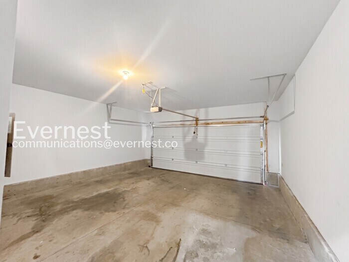 Building Photo - 2760 Sparrowgap Trl
