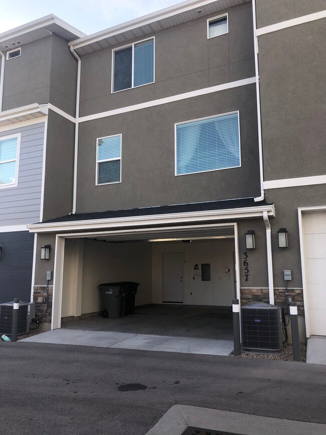 outside view of double garage - 3657 W Sunrise Sky Ln