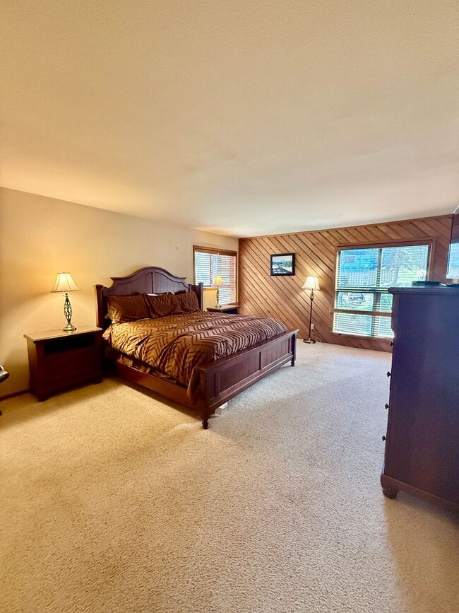 Building Photo - FOR RENT – Aspen Creek Condo in Mammoth Lakes