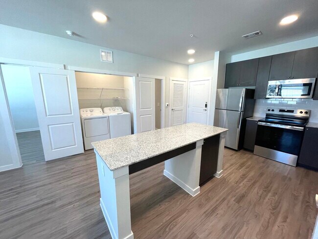 Building Photo - 5901 Co Rd 277