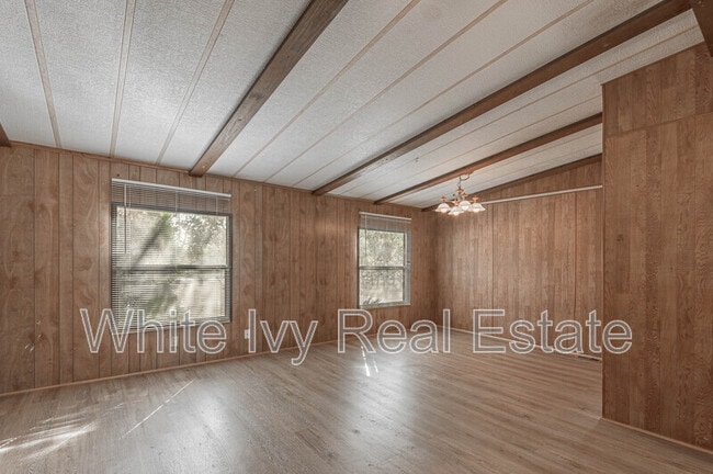 Building Photo - 30 Allen Rd