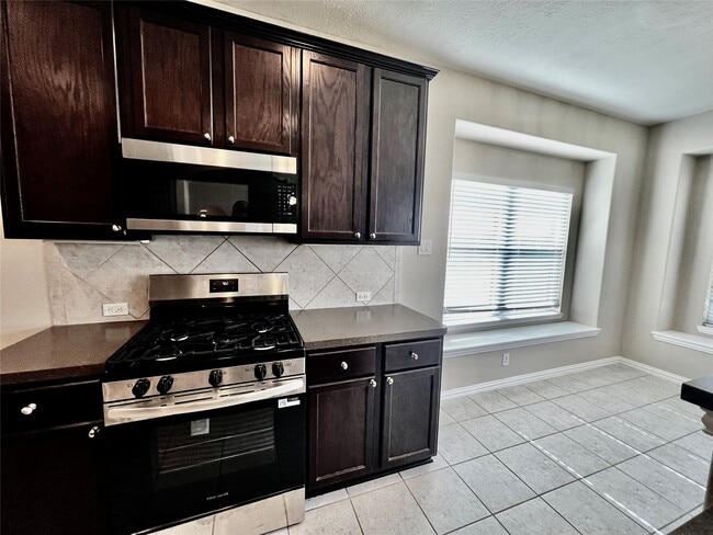 Building Photo - 4327 Payton Manor Ln