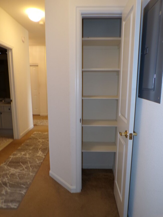 Building Photo - Littleton 3 Bed 2 Bath Condo Retreat!
