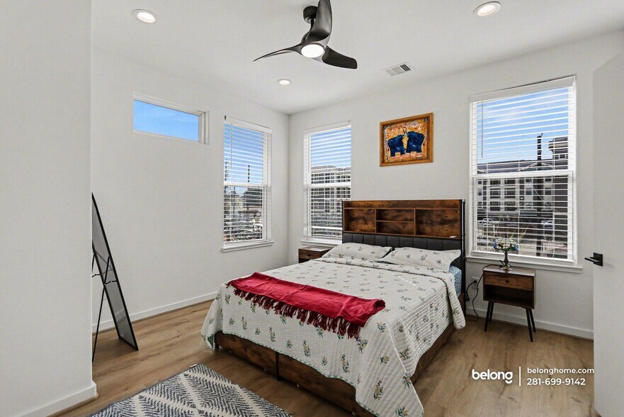 Building Photo - 203 Danna Ln