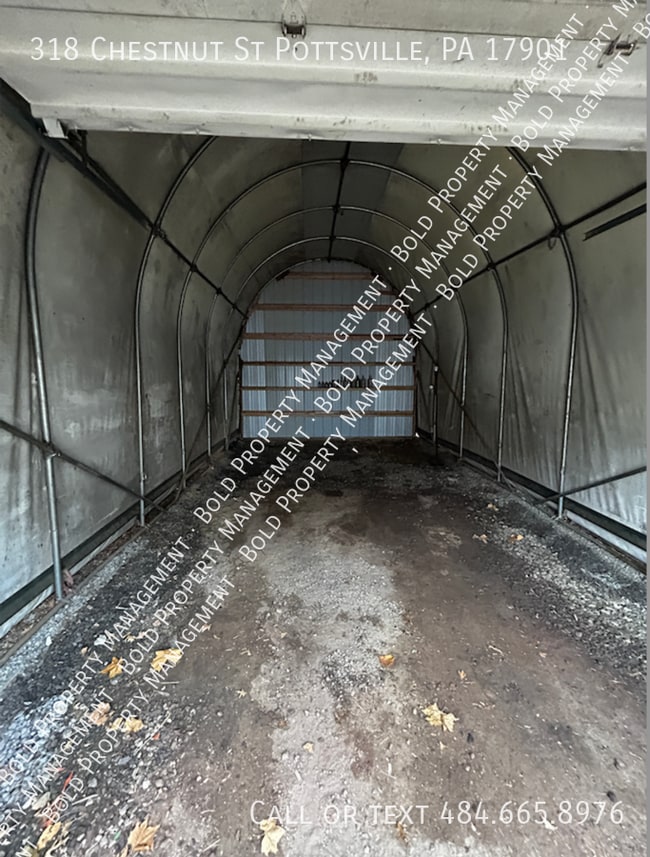 Building Photo - 318 Chestnut St