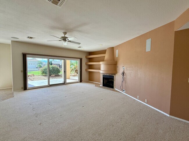 Building Photo - Pending - Long term