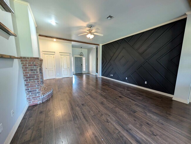 Building Photo - 3012 NW 191st Terrace