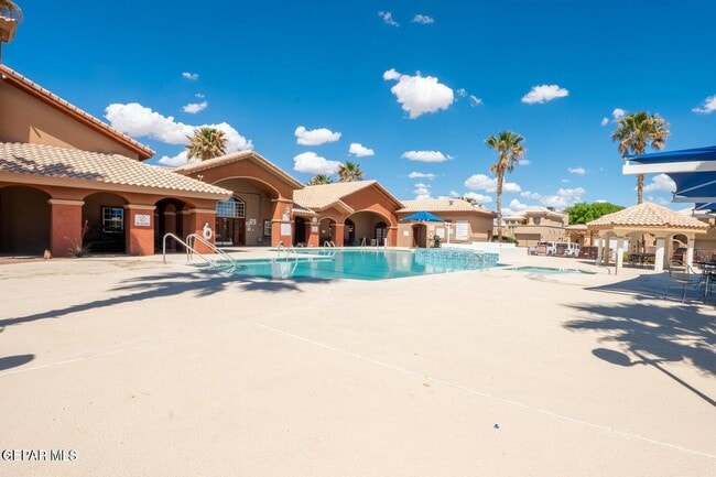 Building Photo - 11605 St Thomas Way