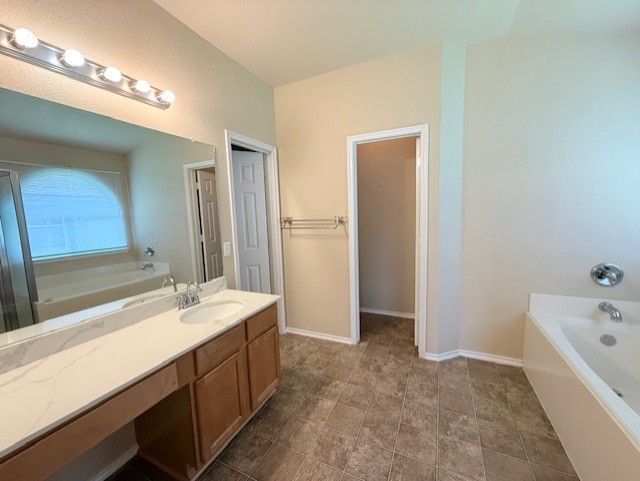 Building Photo - 914 Whitewing Ln